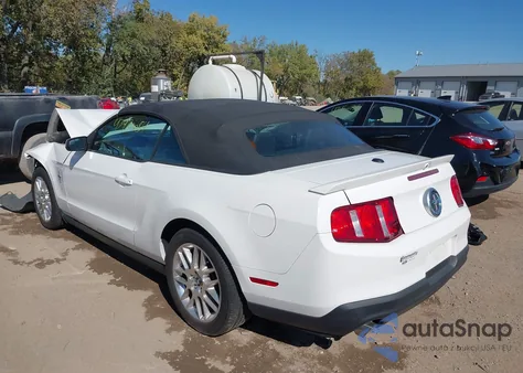 2012 Ford Mustang V6 Premium z USA, uszkodzony, nr VIN 1ZVBP8EM4C5269430